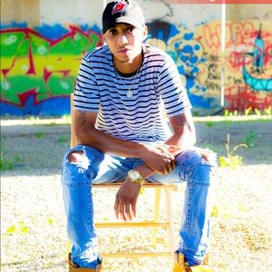 Meet your Posher, Jonathan